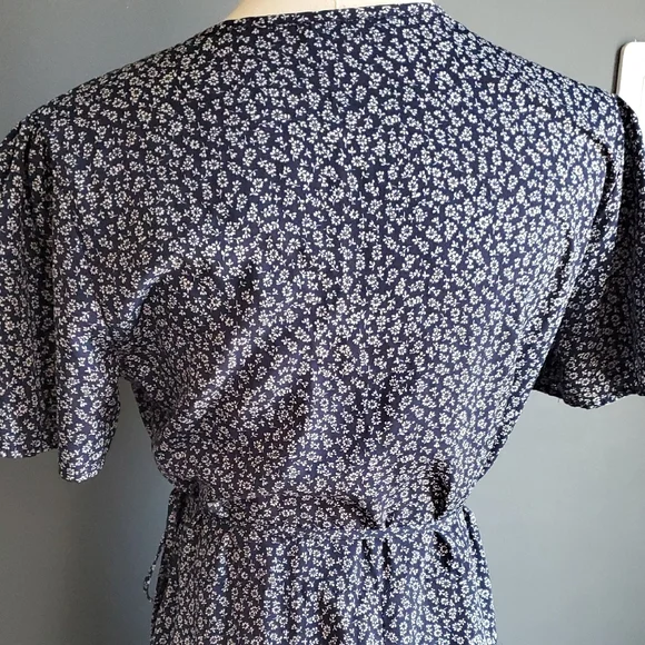 Pretty Garden Elegant Floral Wrap Maxi Dress - Picture 8 of 15